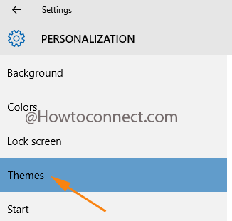 Themes segment under Personalization in the right sidebar